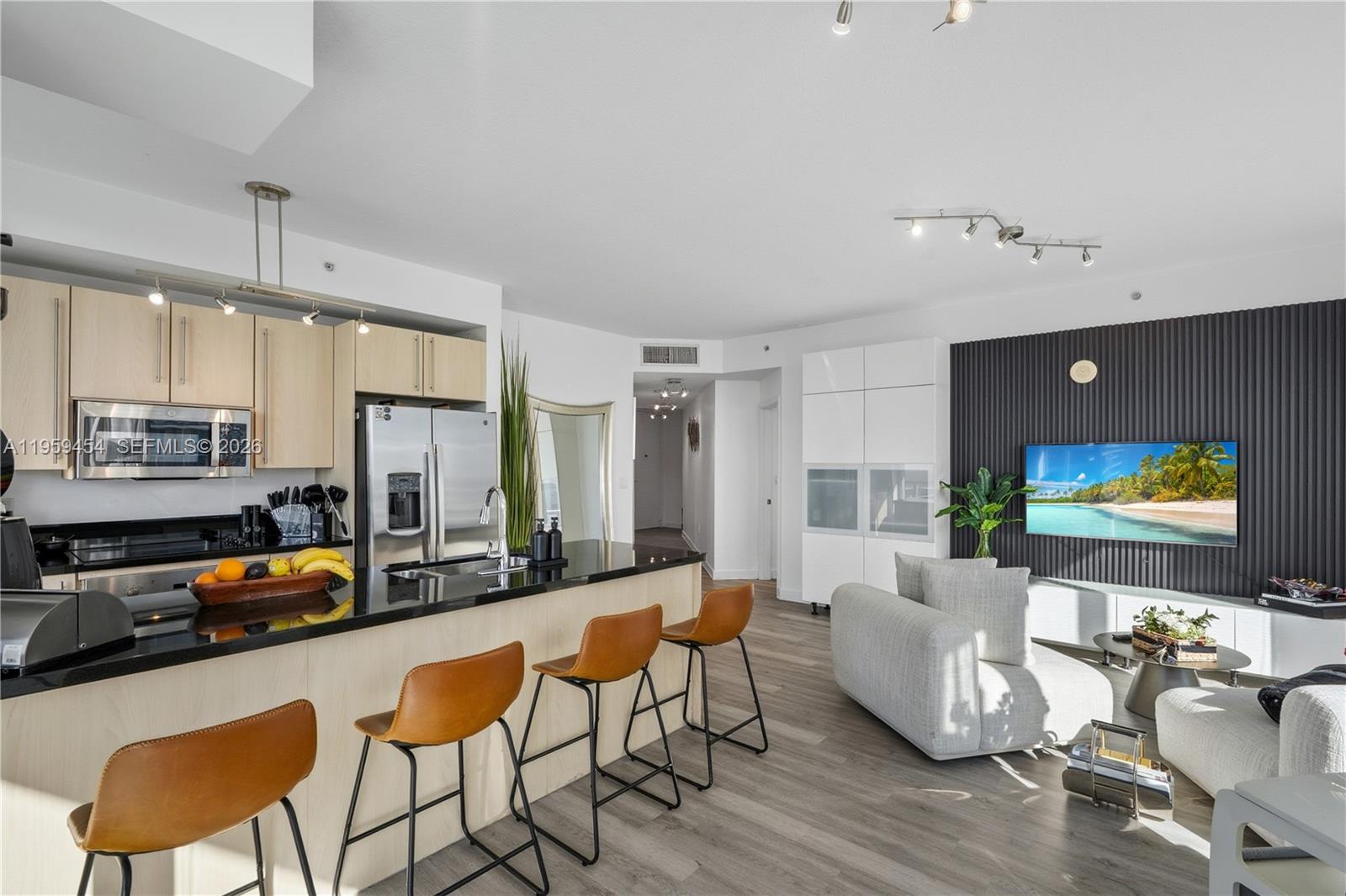 image Axis on Brickell North3