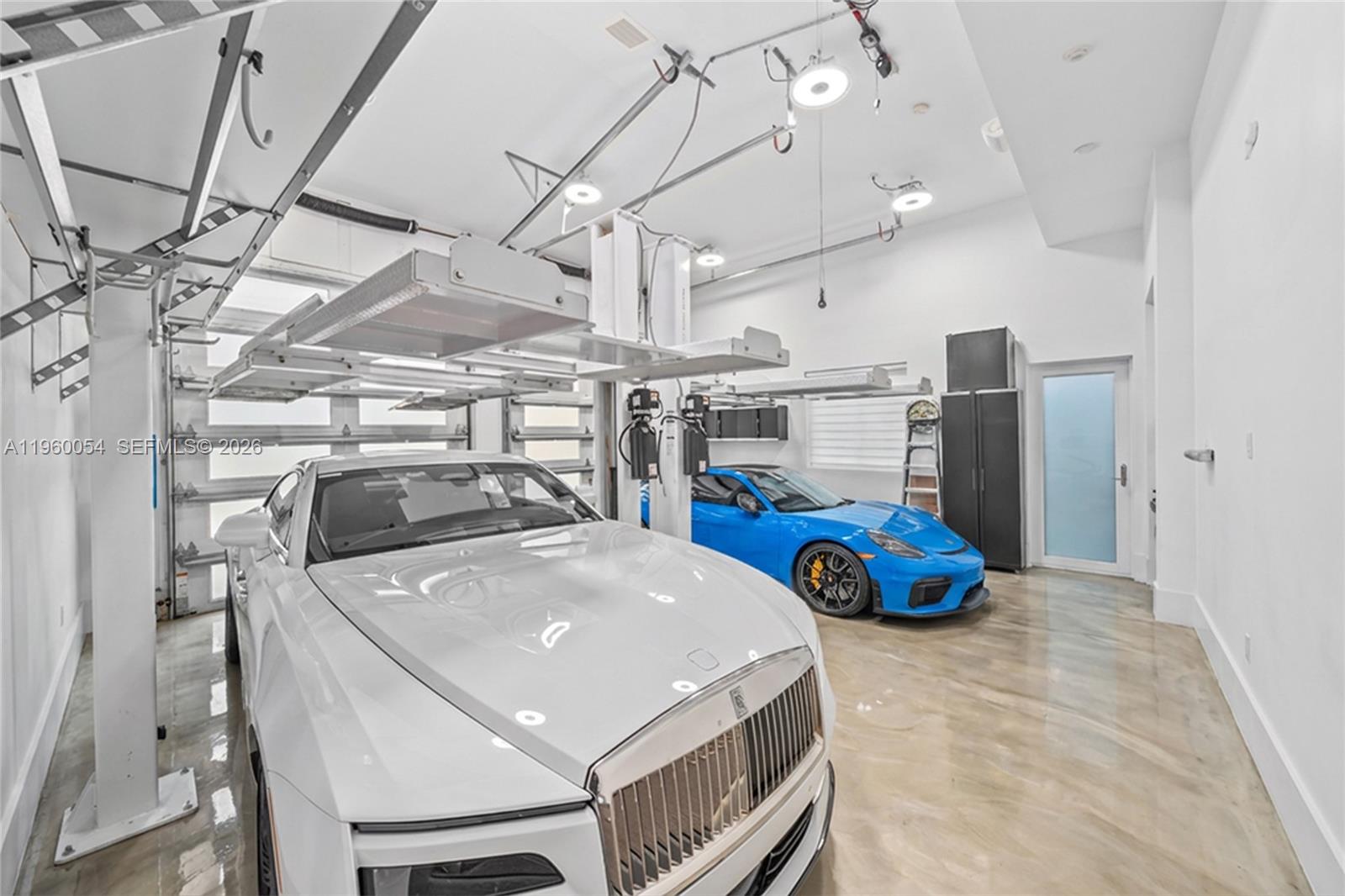 12880 N Bayshore Dr North Miami, FL 33181