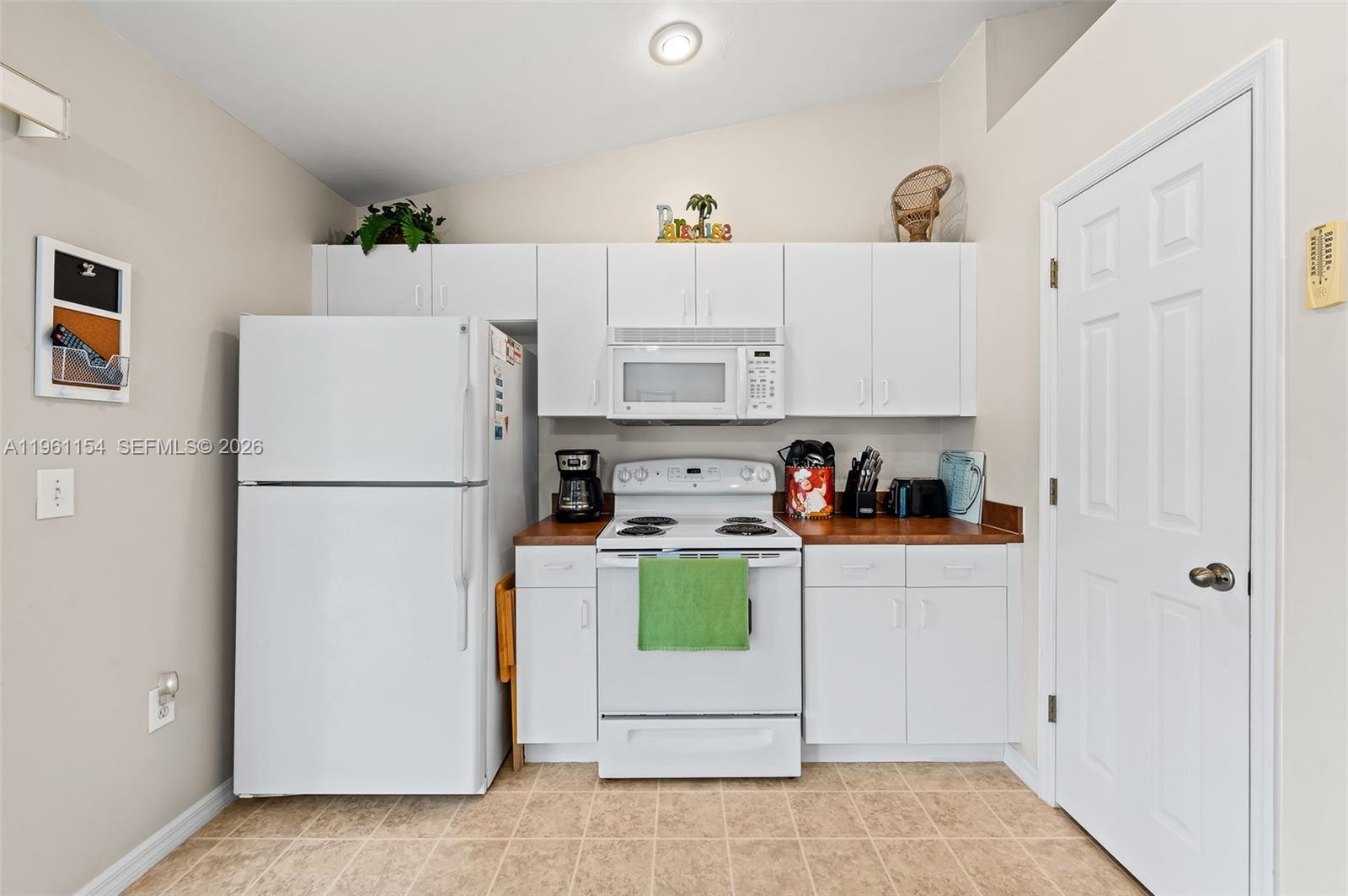 436 Broadmoor St Lehigh Acres, FL 33974