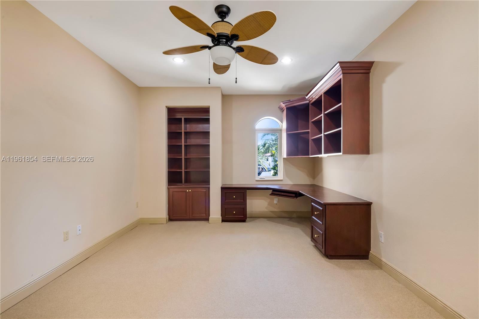 129 Gavilan Ave Coral Gables, FL 33143