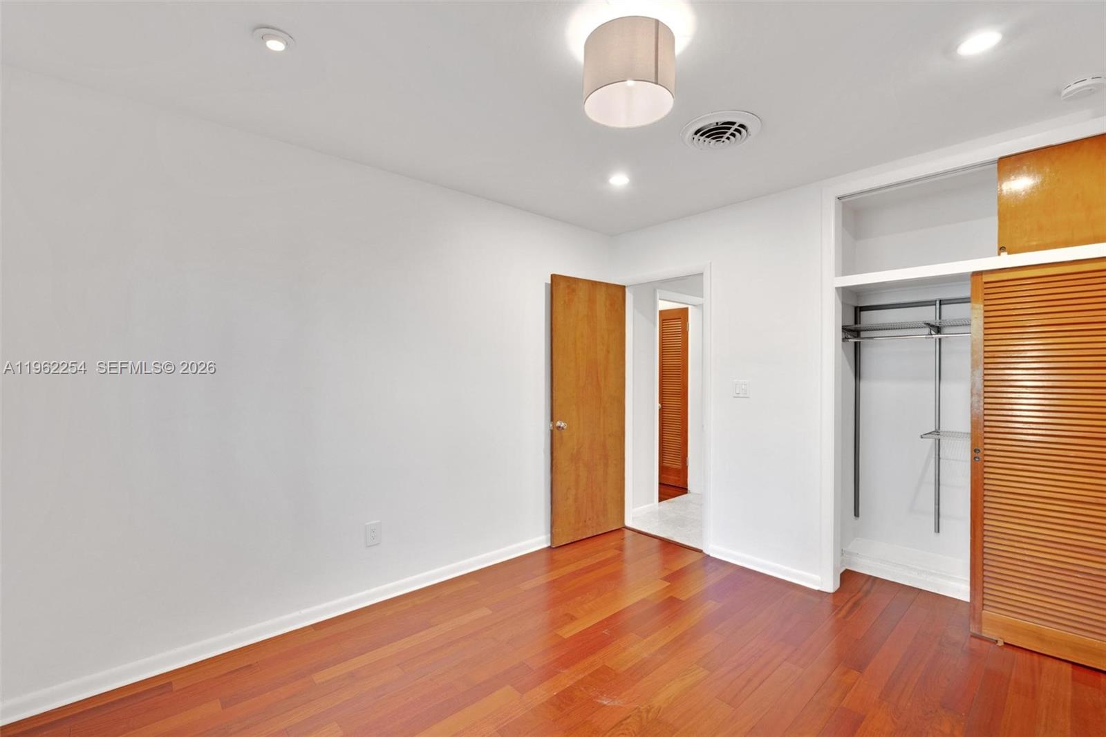 6630 SW 102nd St #6630 Pinecrest, FL 33156