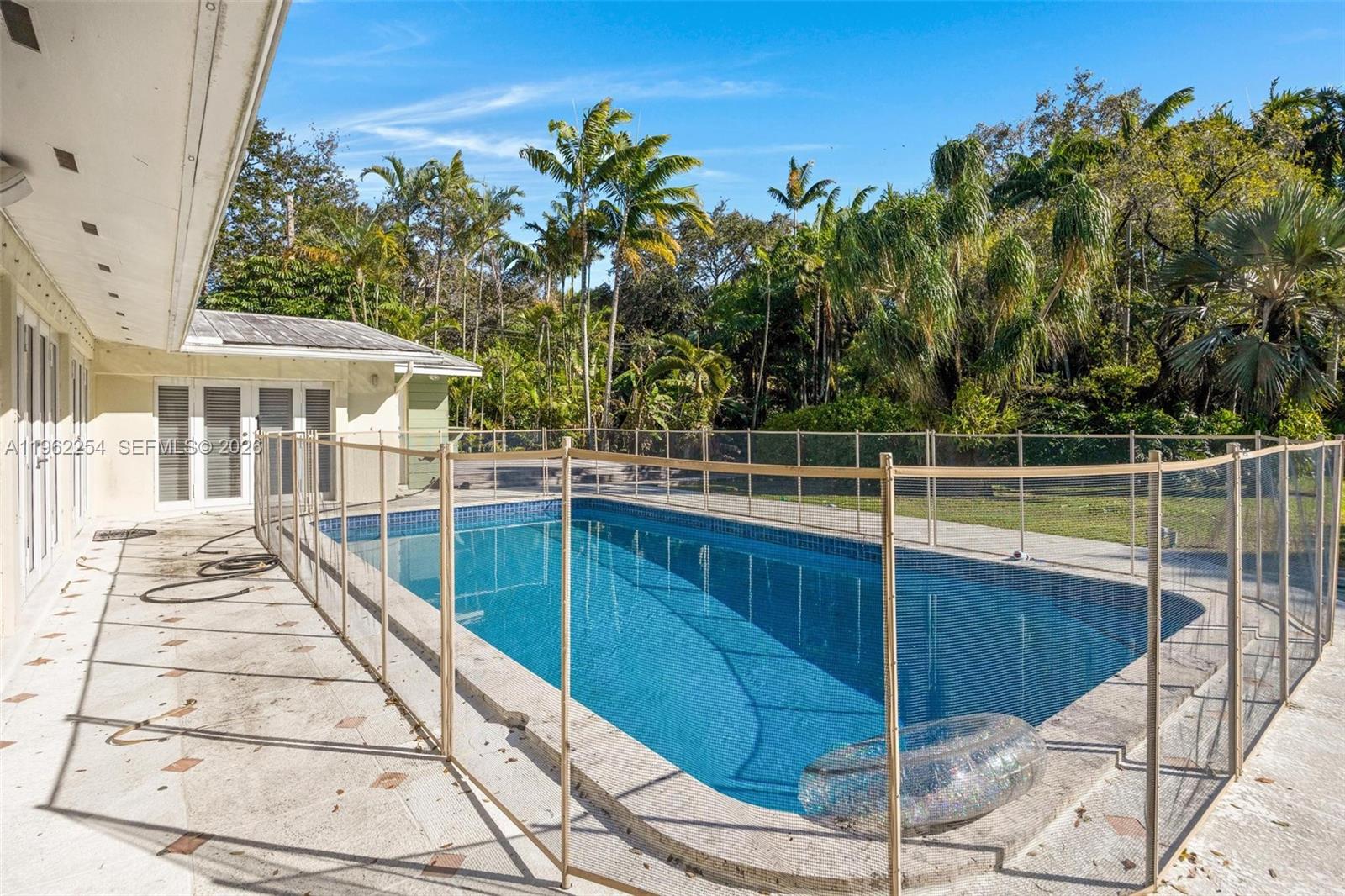 6630 SW 102nd St #6630 Pinecrest, FL 33156