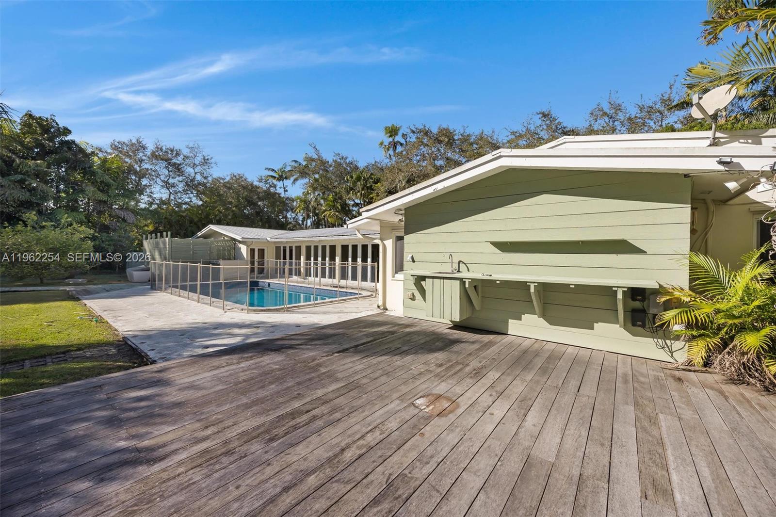 6630 SW 102nd St #6630 Pinecrest, FL 33156