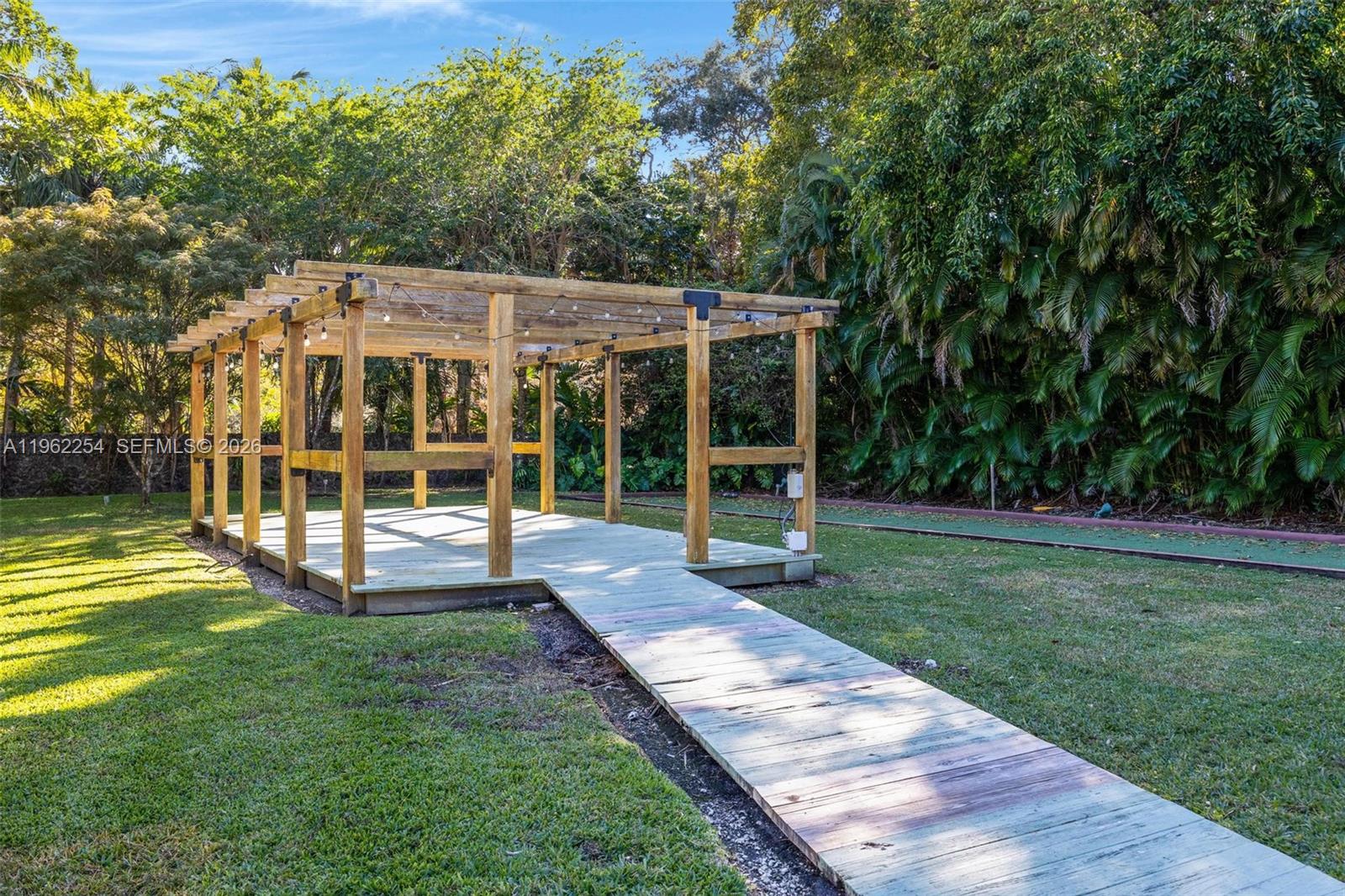 6630 SW 102nd St #6630 Pinecrest, FL 33156