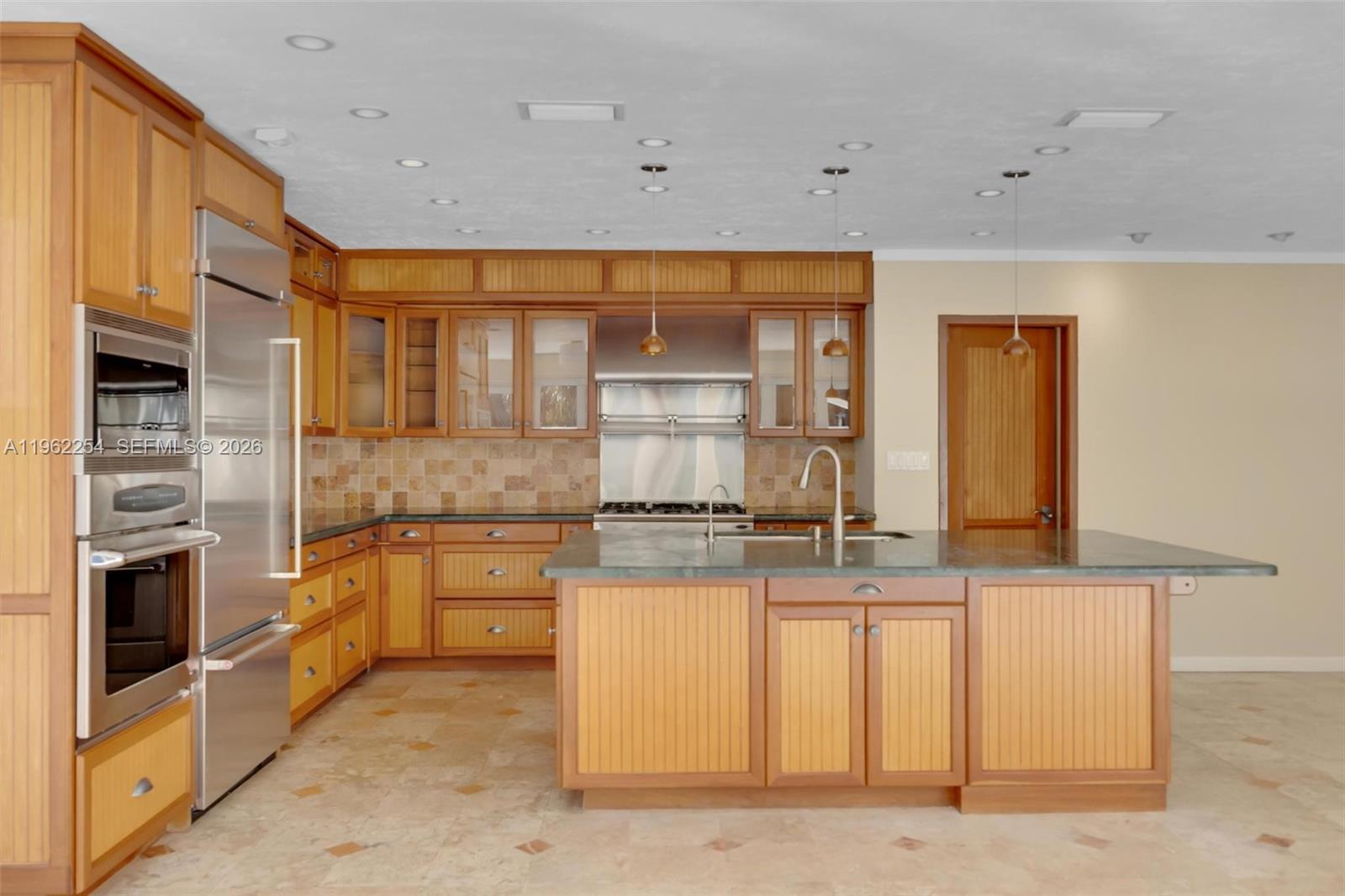 6630 SW 102nd St #6630 Pinecrest, FL 33156