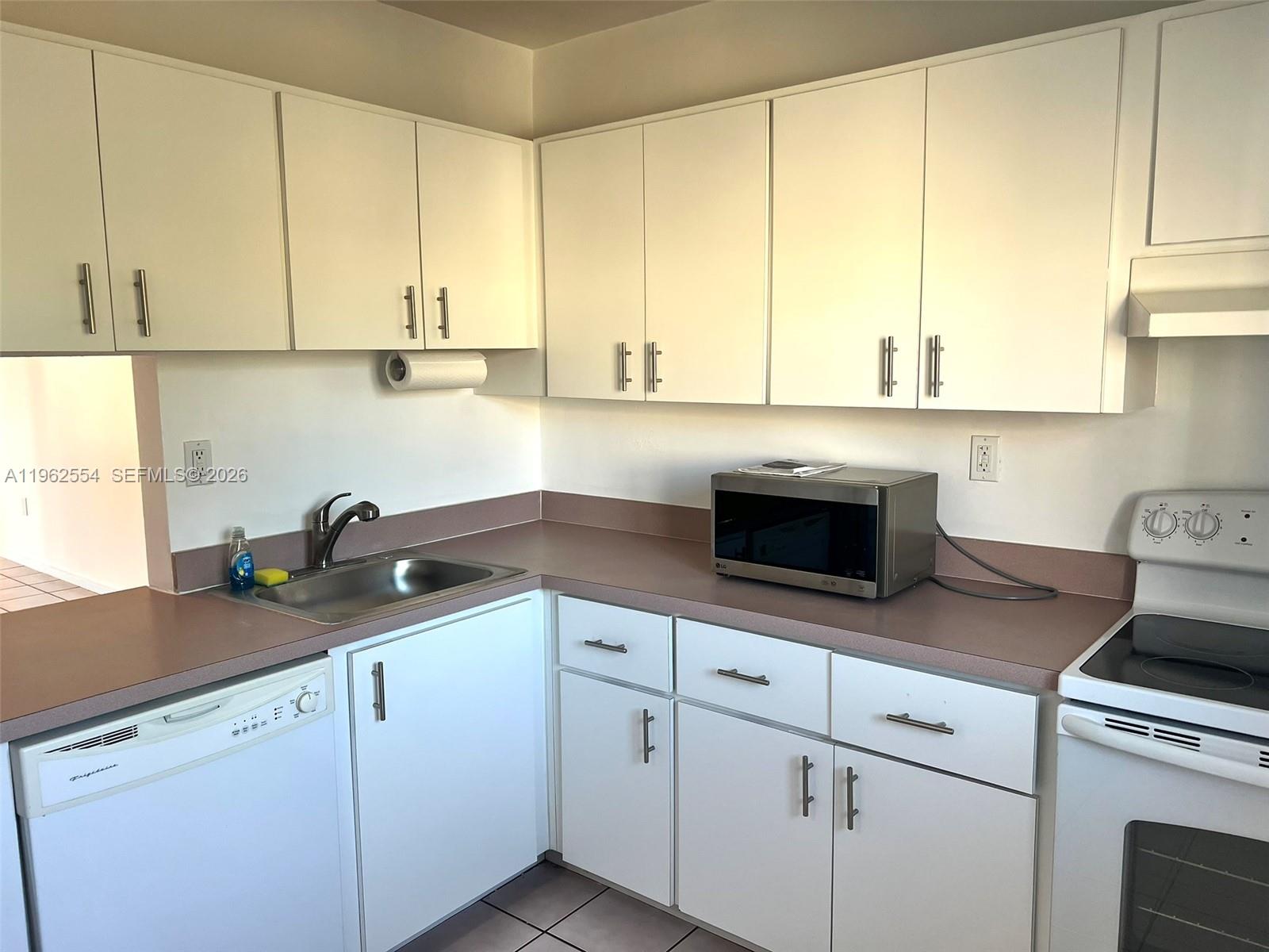 8103 Camino Real #C413 Miami, FL 33143