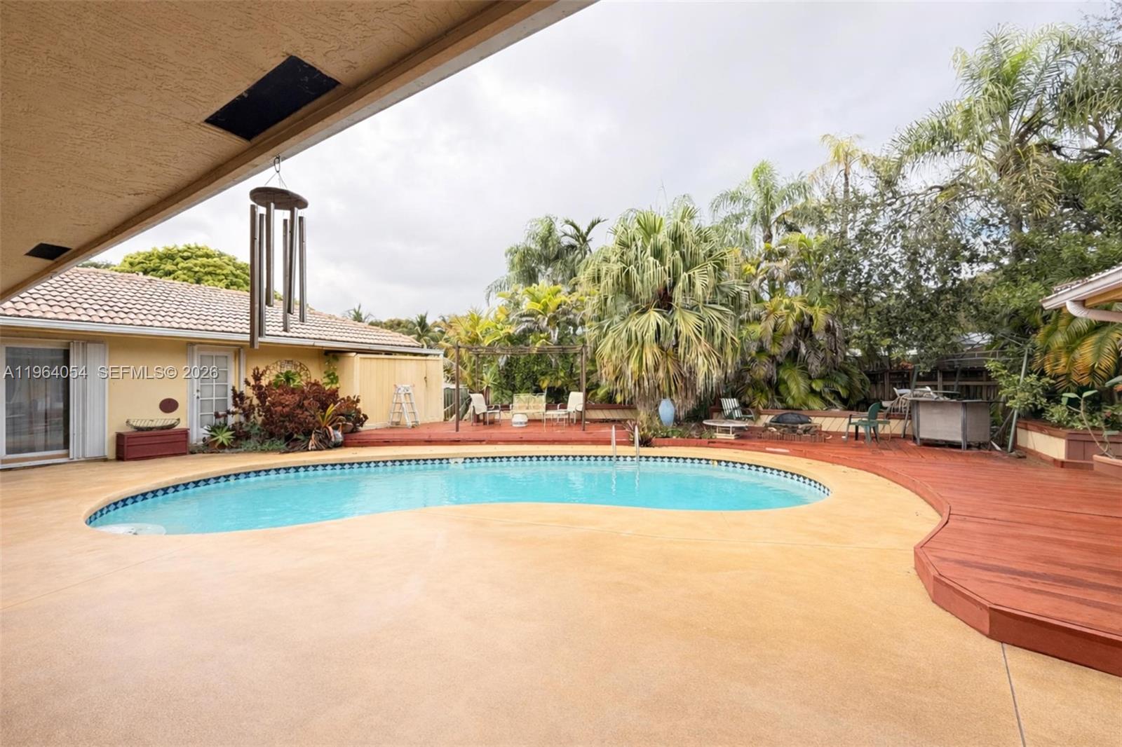 9761 SW 148th St Miami, FL 33176