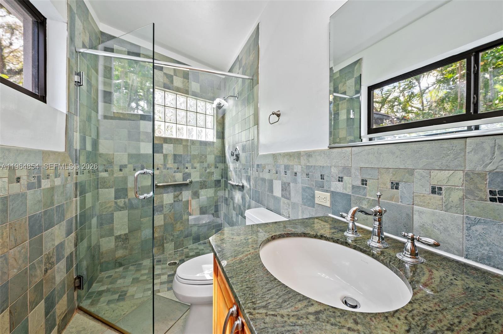 1745 NE 137th Ter North Miami, FL 33181