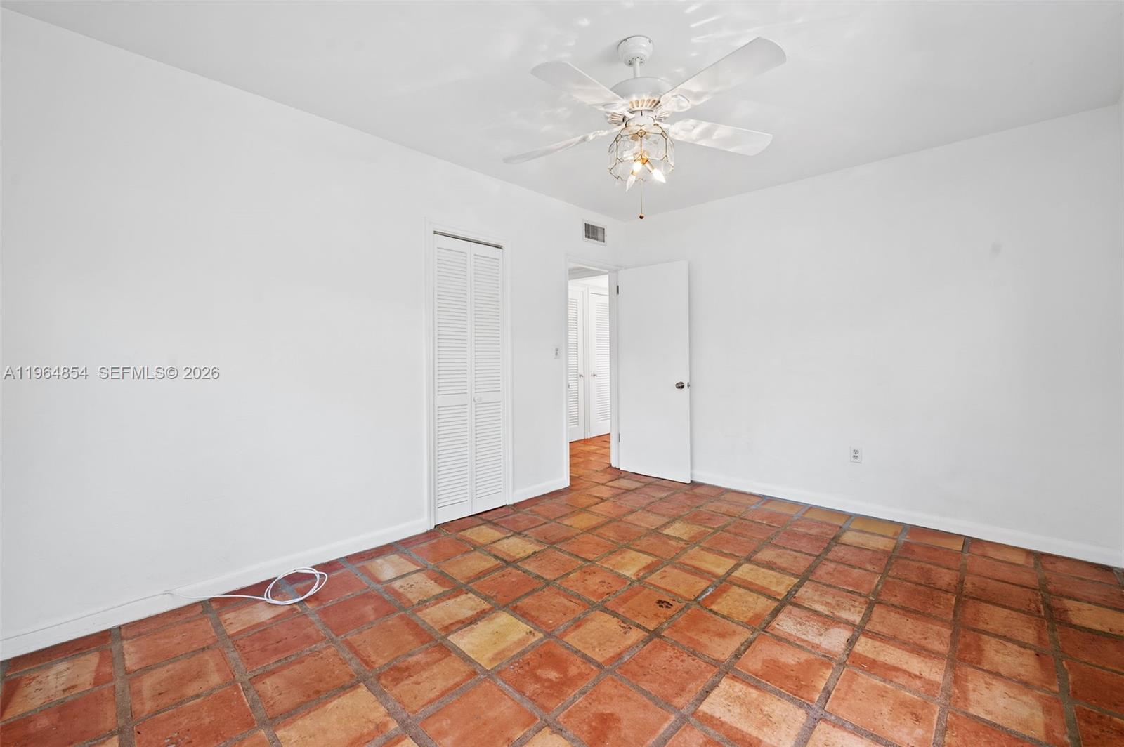 1745 NE 137th Ter North Miami, FL 33181