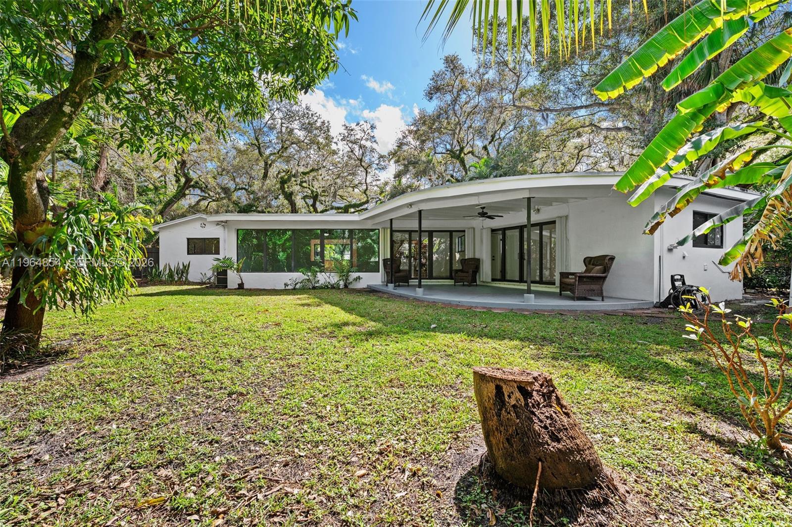 1745 NE 137th Ter North Miami, FL 33181