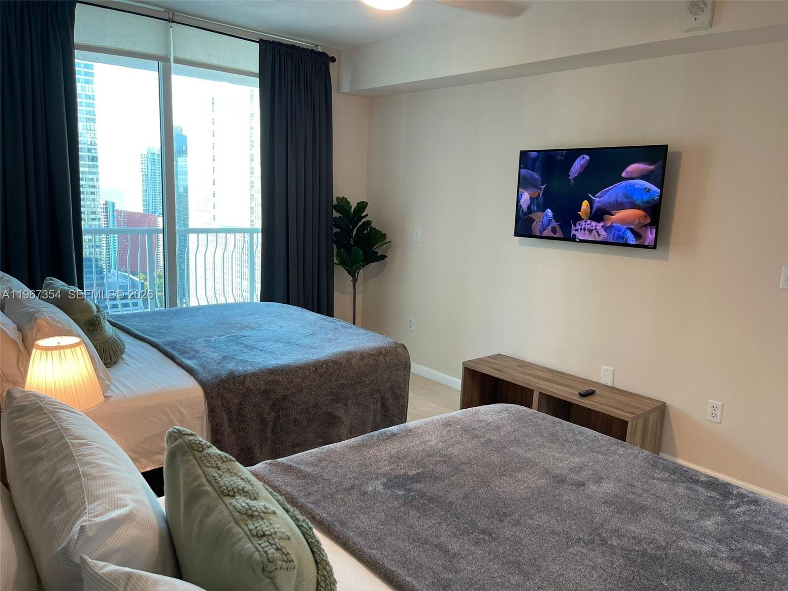 image The Club at Brickell Bay12