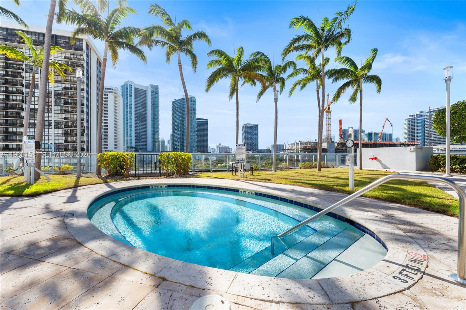 image Blue on the Bay37