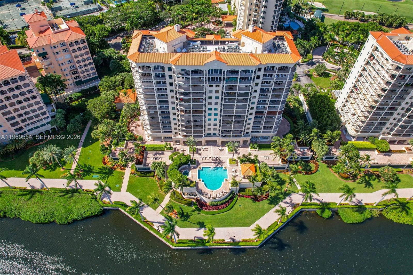 13627 Deering Bay Dr #702 Coral Gables, FL 33158