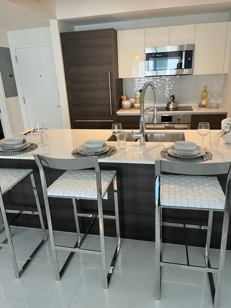 301 Altara Ave #805 Coral Gables, FL 33146