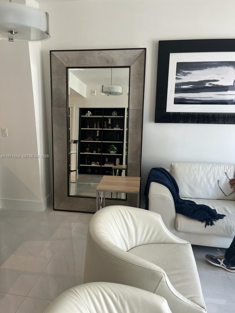 301 Altara Ave #805 Coral Gables, FL 33146