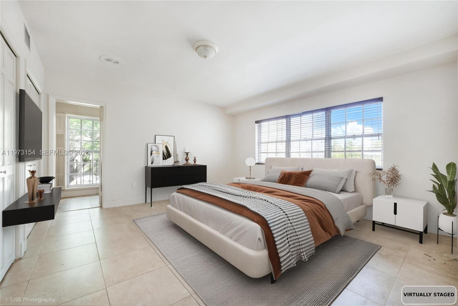 1265 S Alhambra Cir #B Coral Gables, FL 33146