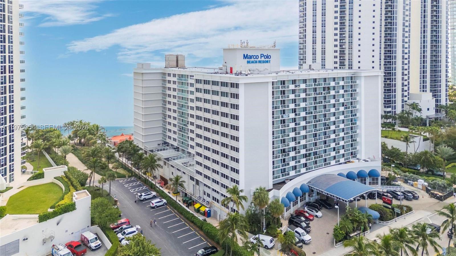 19201 Collins Ave #628