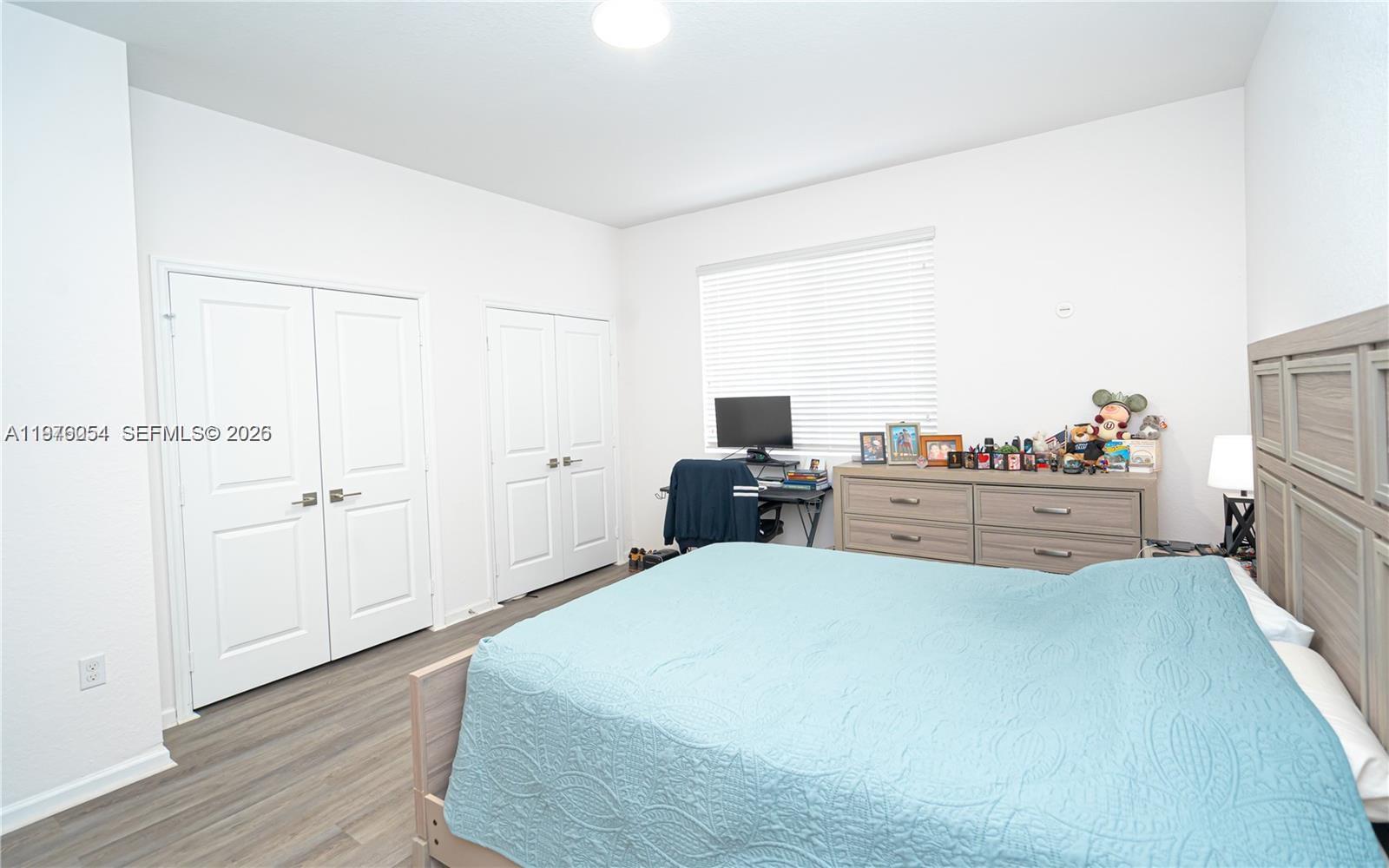 2820 NW 180th St Miami Gardens, FL 33056