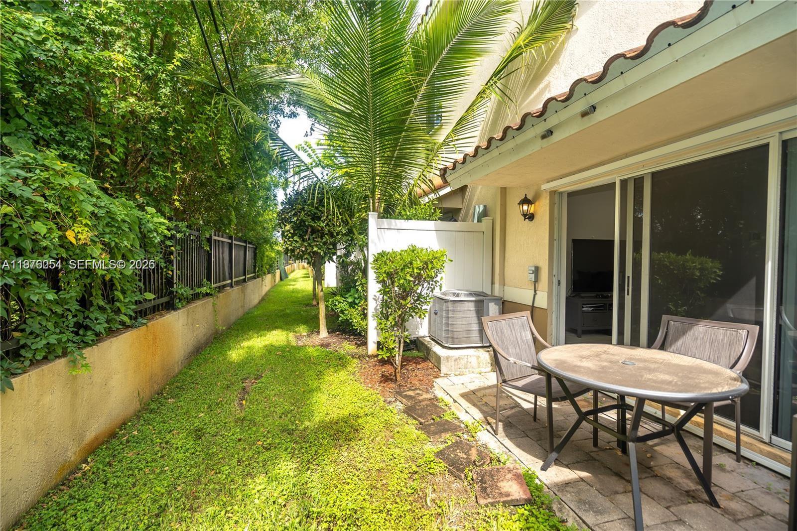 2820 NW 180th St Miami Gardens, FL 33056