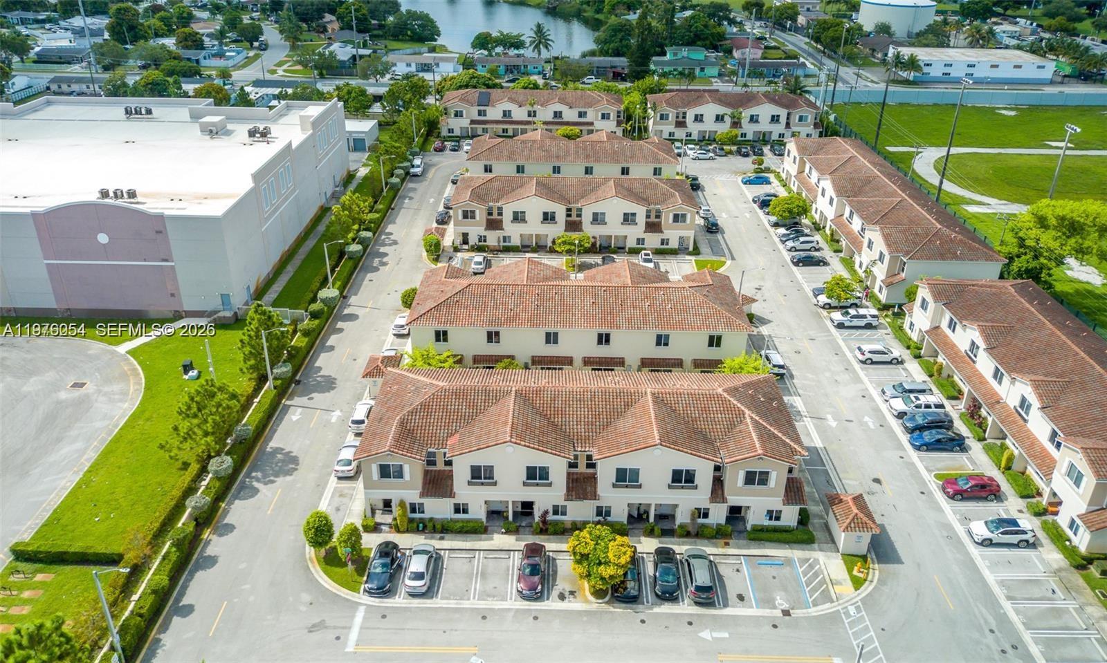 2820 NW 180th St Miami Gardens, FL 33056