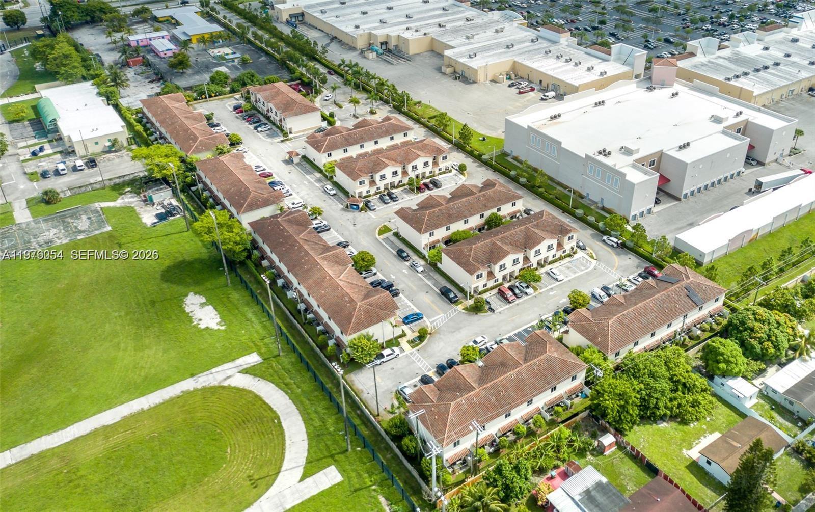 2820 NW 180th St Miami Gardens, FL 33056