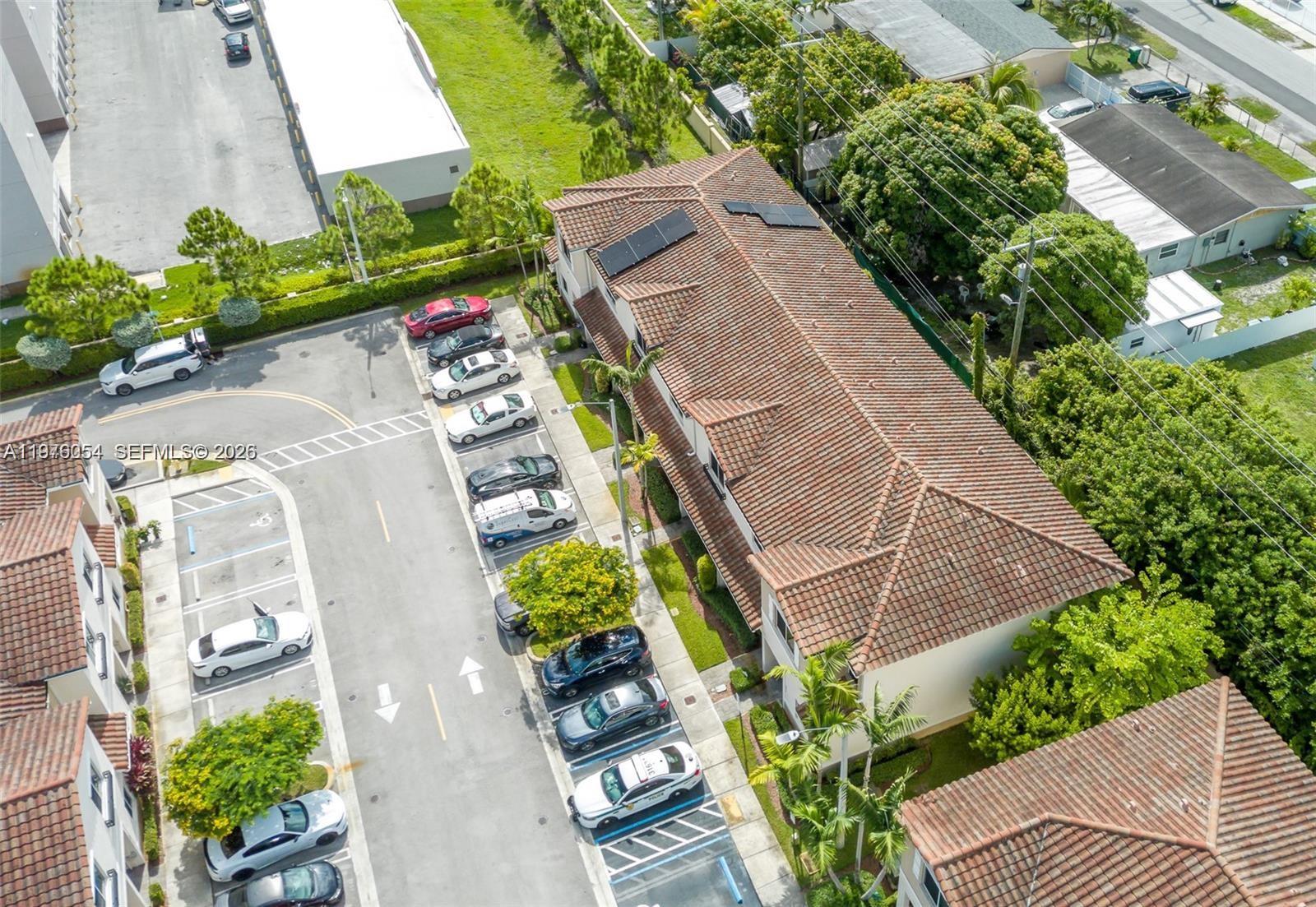 2820 NW 180th St Miami Gardens, FL 33056