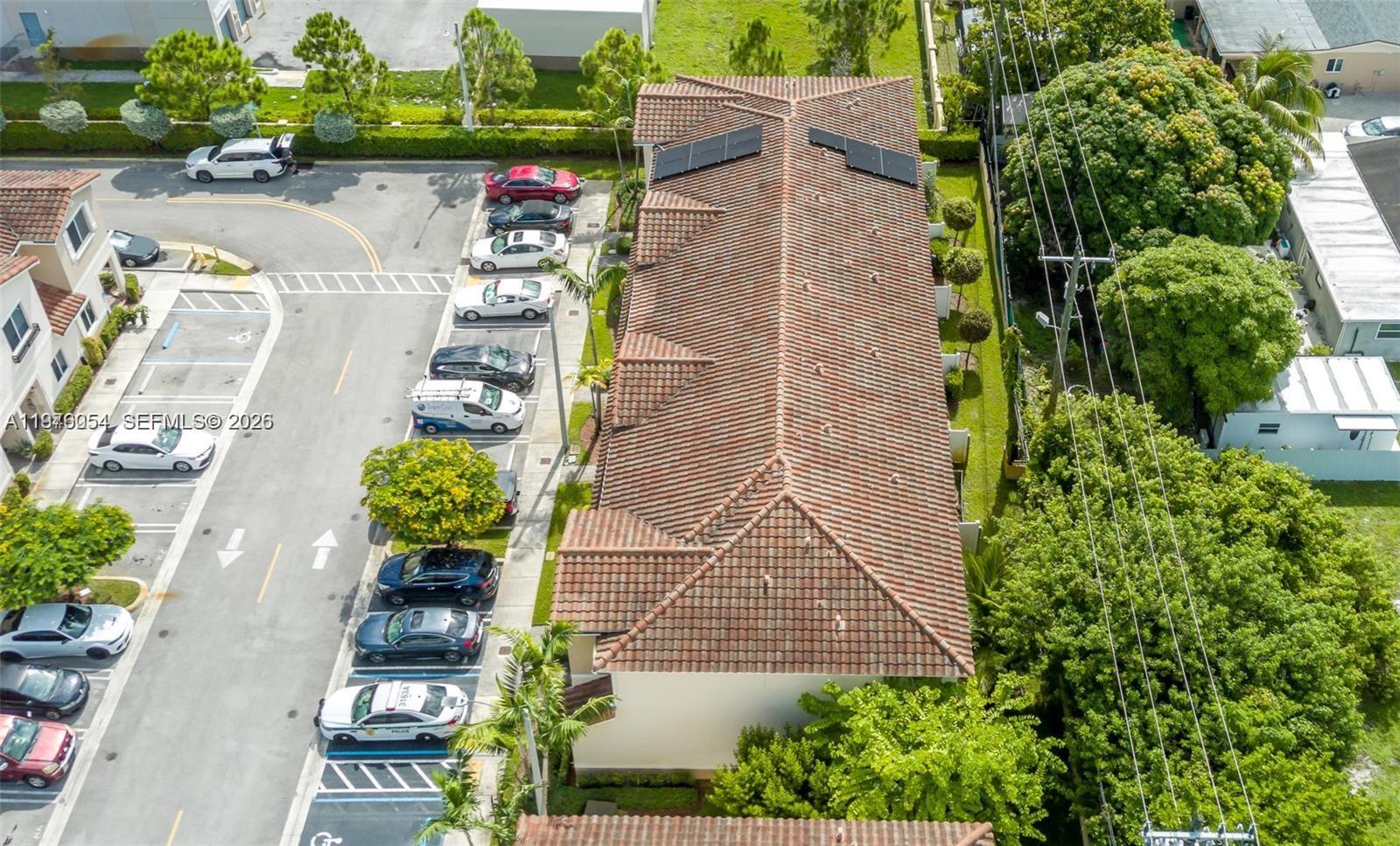 2820 NW 180th St Miami Gardens, FL 33056