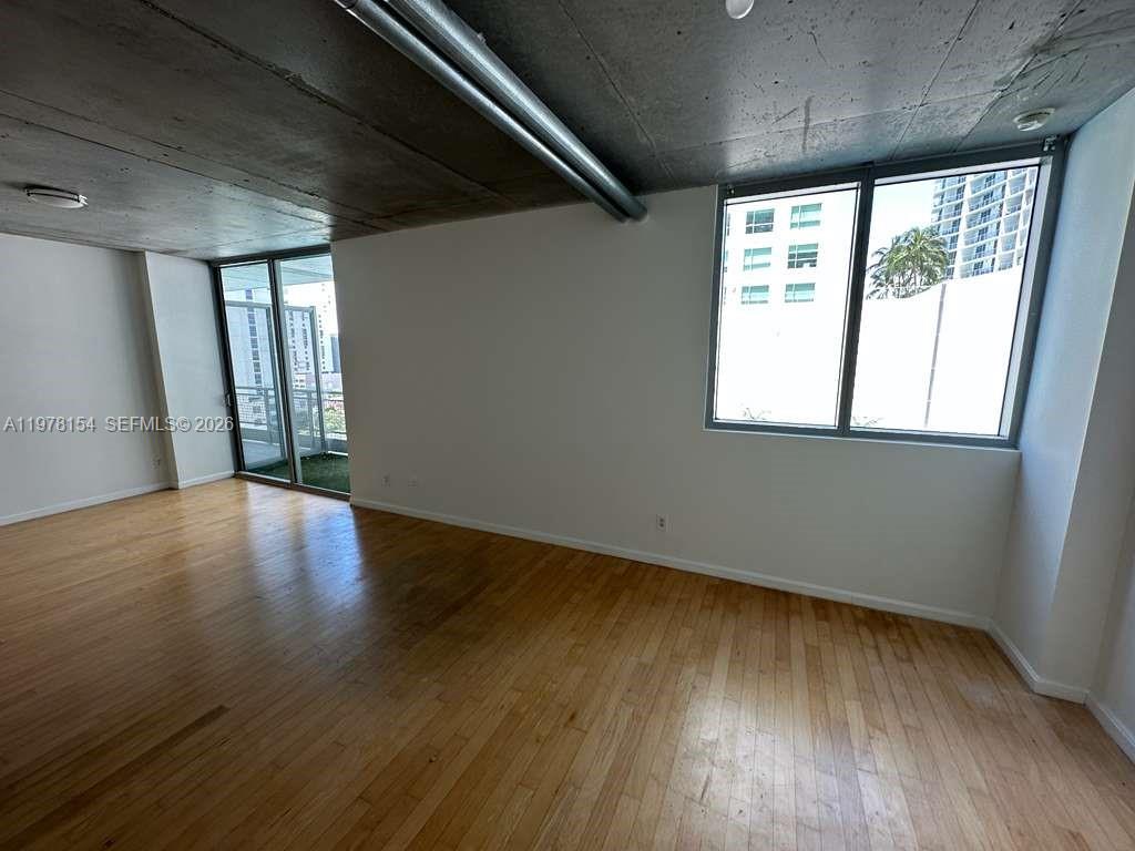 690 SW 1st Ct #1128 Miami, FL 33130