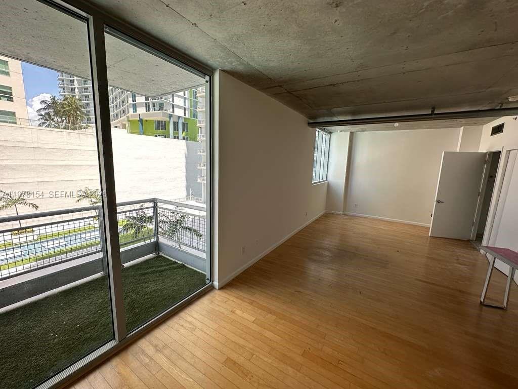 690 SW 1st Ct #1128 Miami, FL 33130