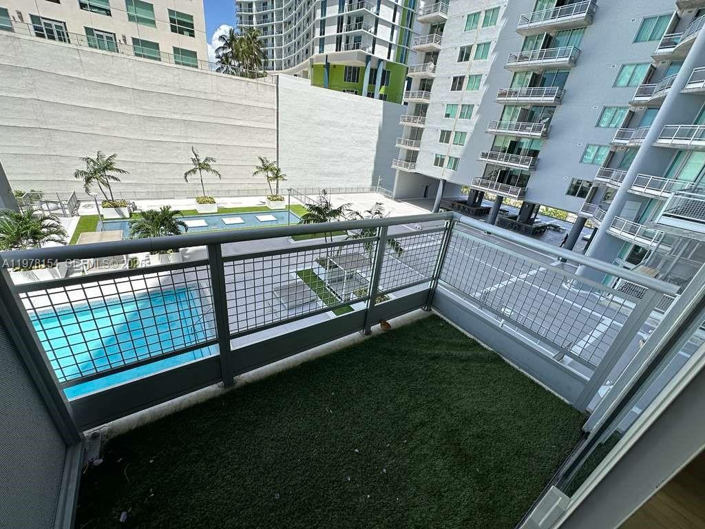 690 SW 1st Ct #1128 Miami, FL 33130