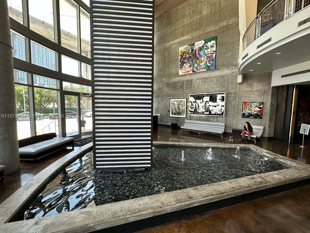 690 SW 1st Ct #1128 Miami, FL 33130