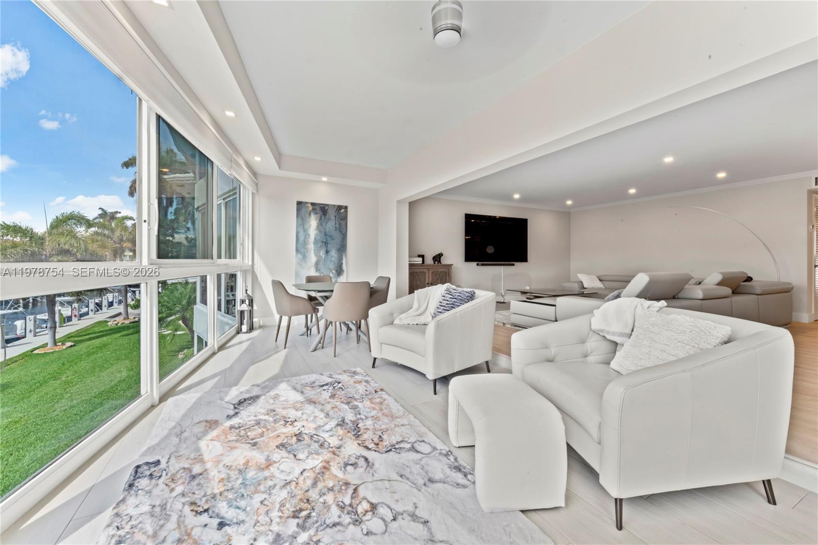 3050 NE 48th St #207 Fort Lauderdale, FL 33308