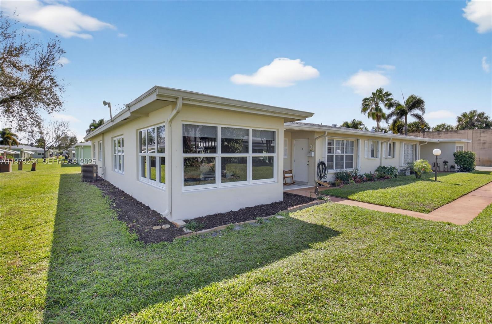 3240 Park Ln #D Boynton Beach, FL 33435