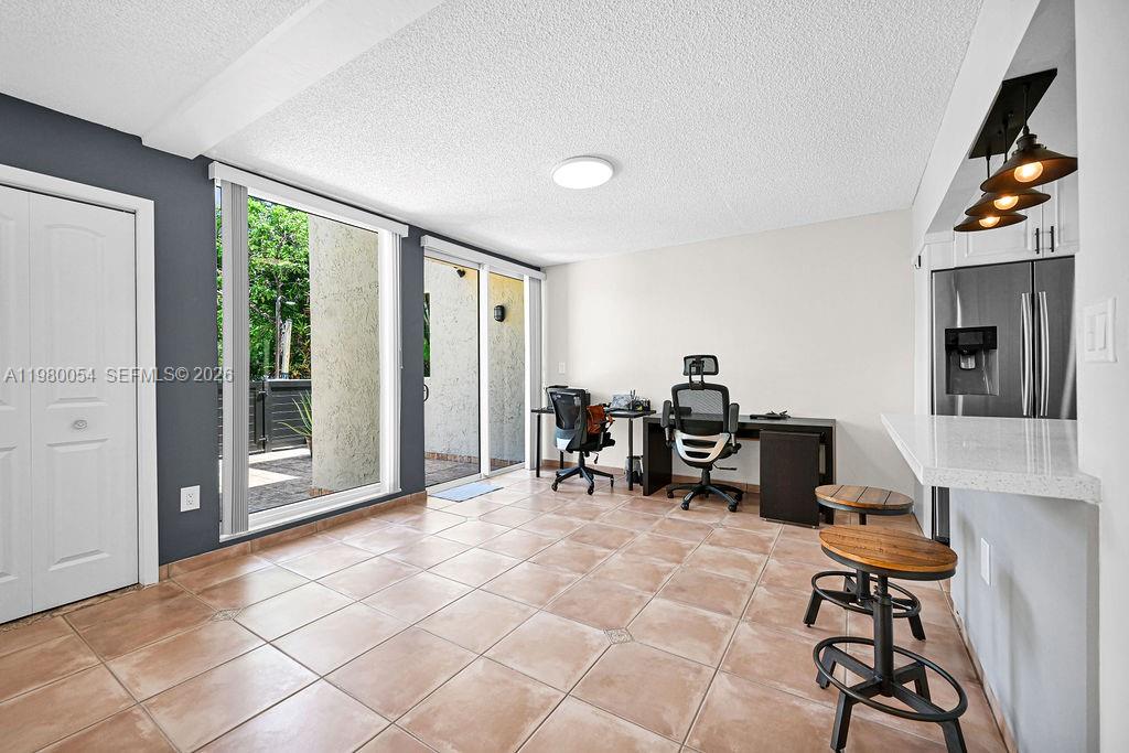 9133 Fontainebleau Blvd #5 Miami, FL 33172