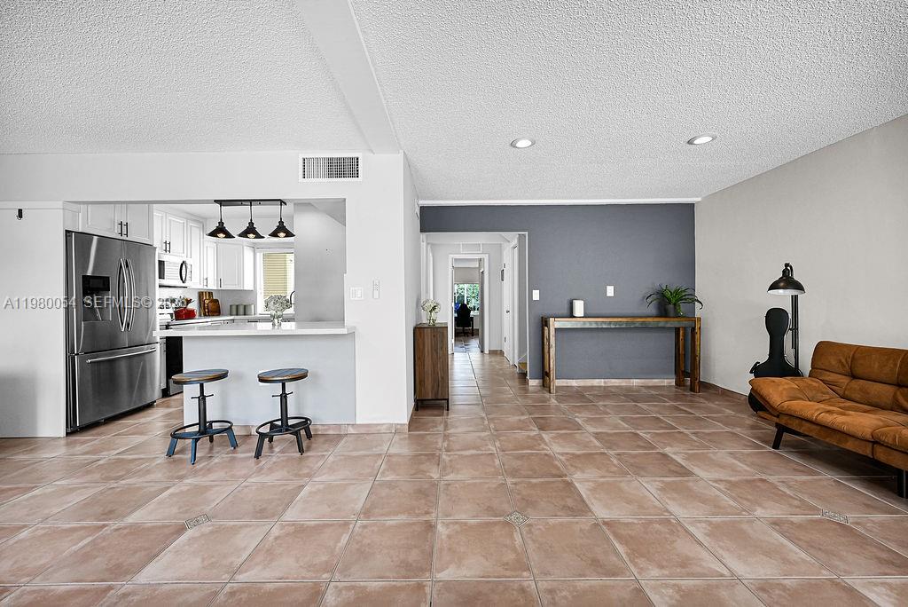 9133 Fontainebleau Blvd #5 Miami, FL 33172