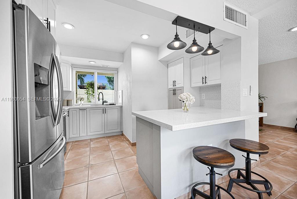 9133 Fontainebleau Blvd #5 Miami, FL 33172