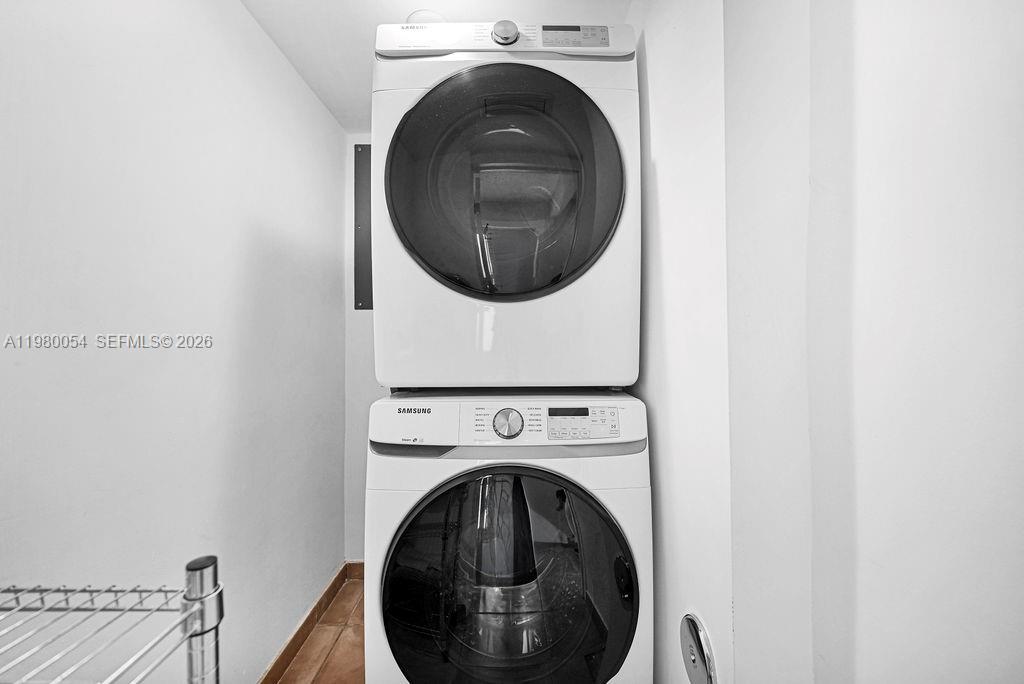 9133 Fontainebleau Blvd #5 Miami, FL 33172