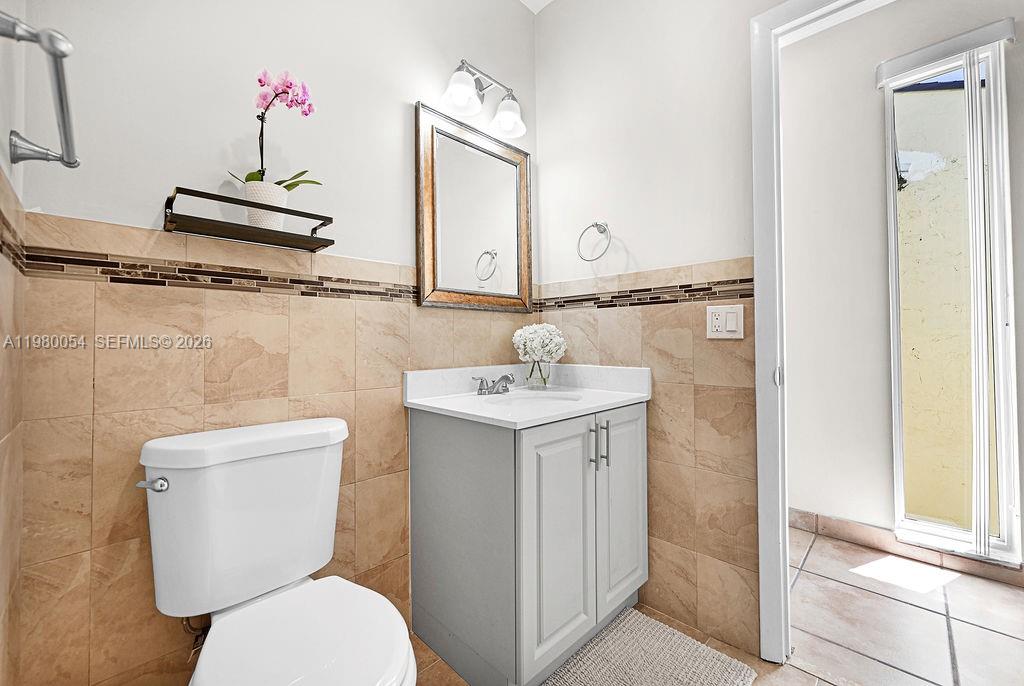 9133 Fontainebleau Blvd #5 Miami, FL 33172