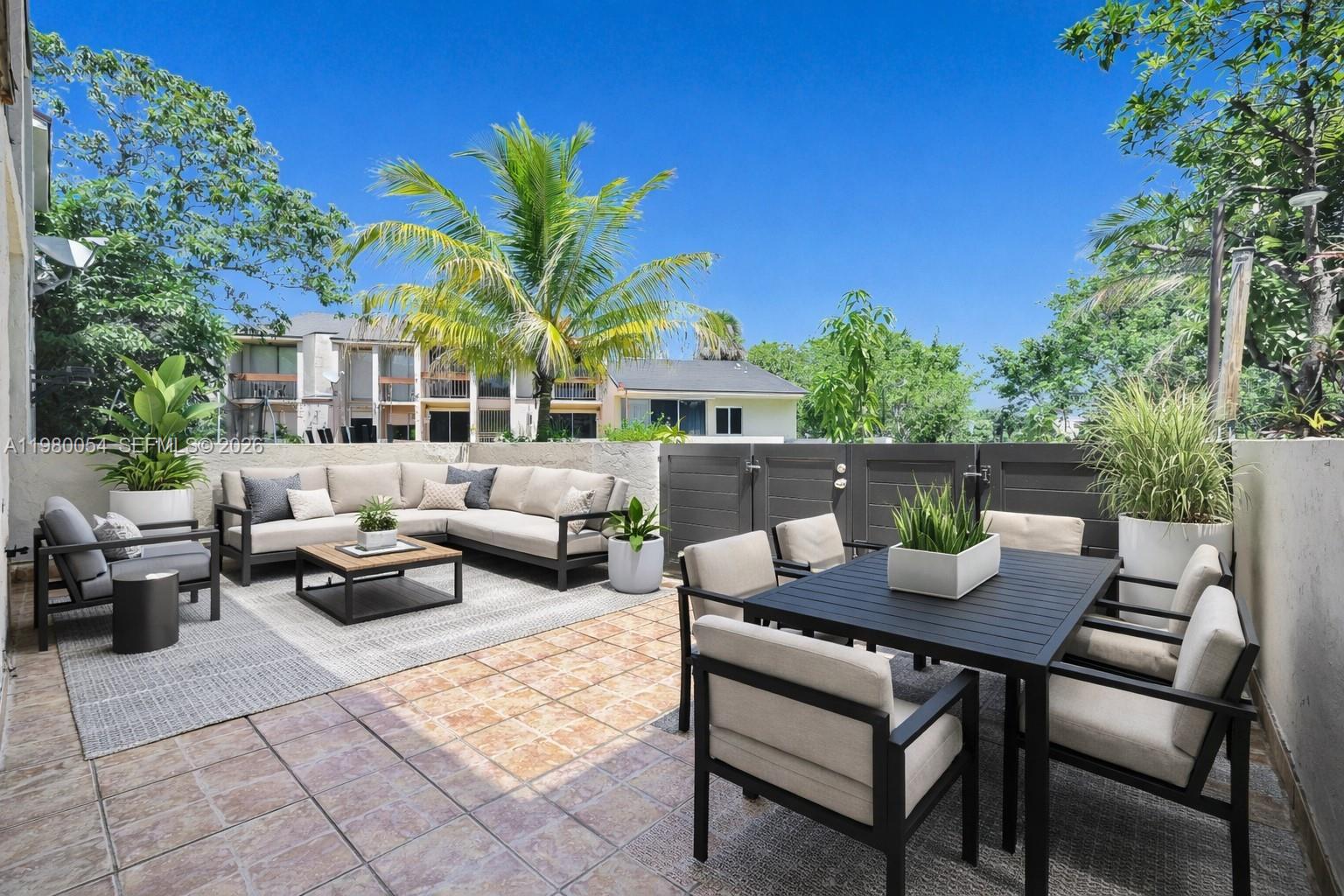 9133 Fontainebleau Blvd #5 Miami, FL 33172