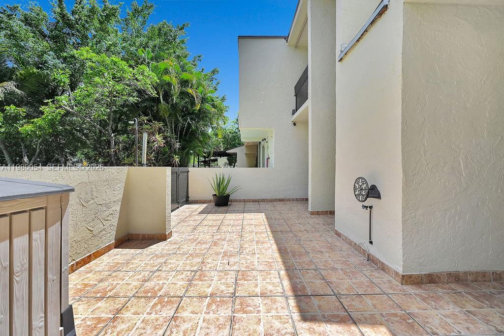 9133 Fontainebleau Blvd #5 Miami, FL 33172