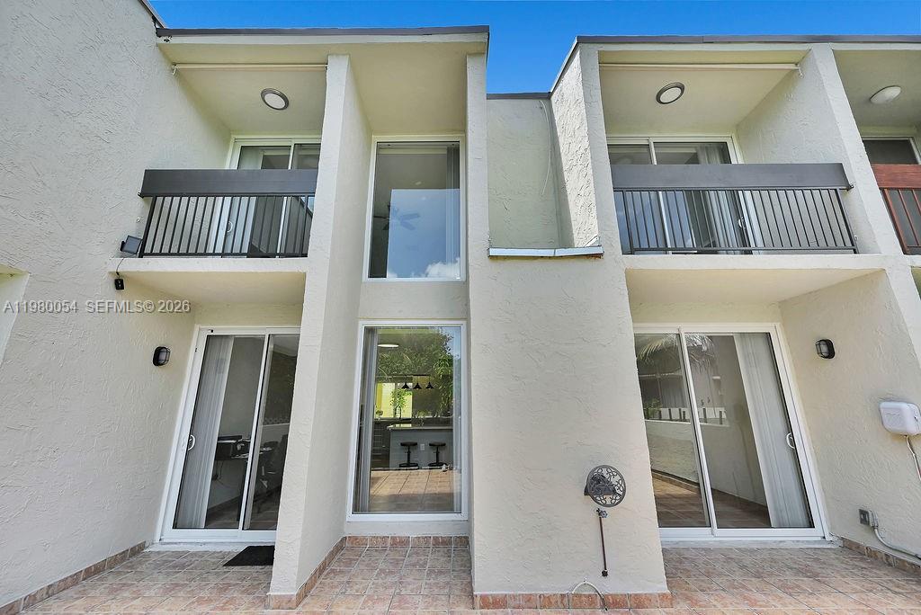 9133 Fontainebleau Blvd #5 Miami, FL 33172