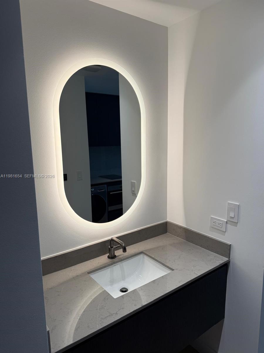 20 NE 11th St #2606B Miami, FL 33132