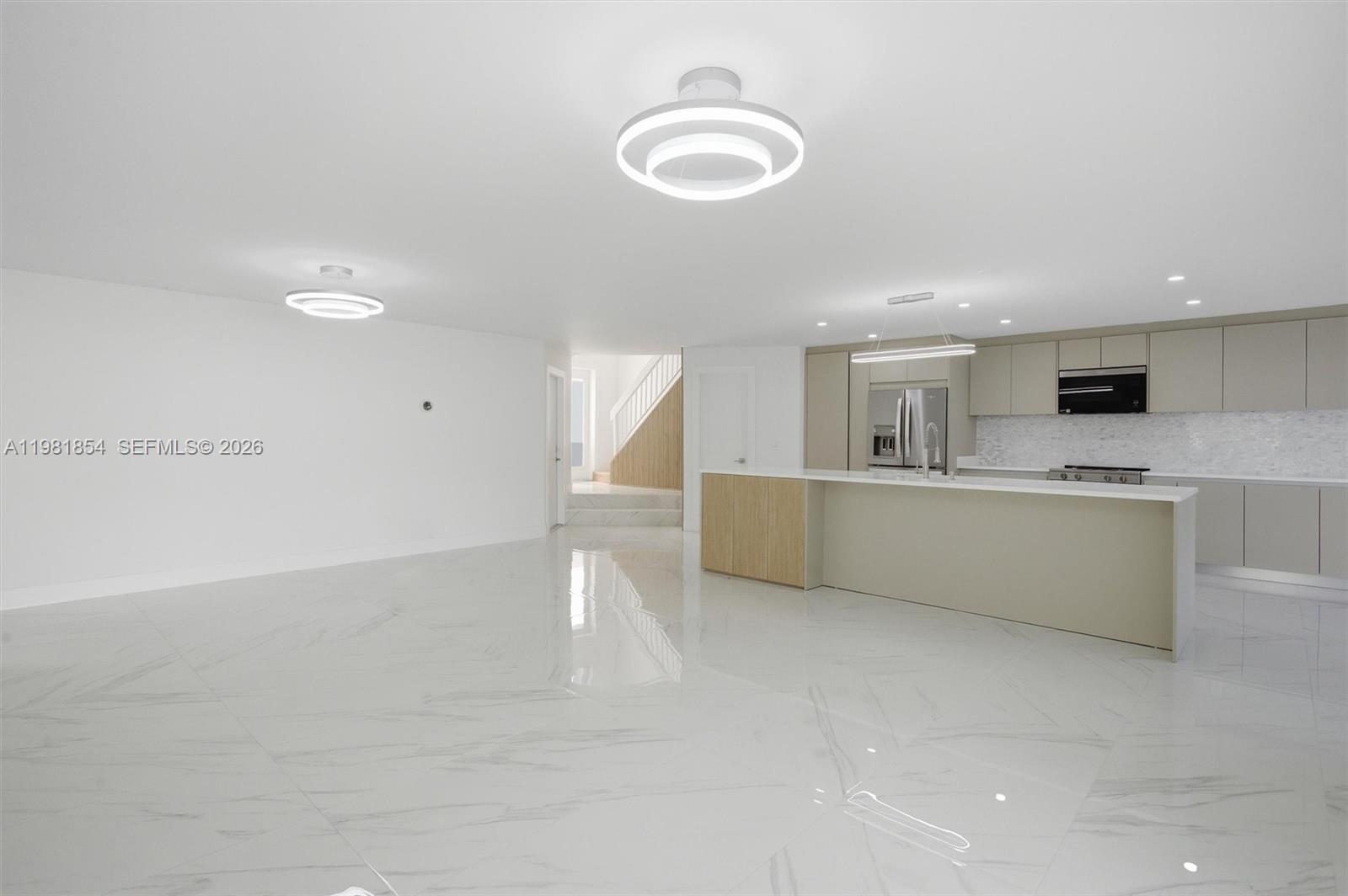 13911 SW 100th Ln Miami, FL 33186