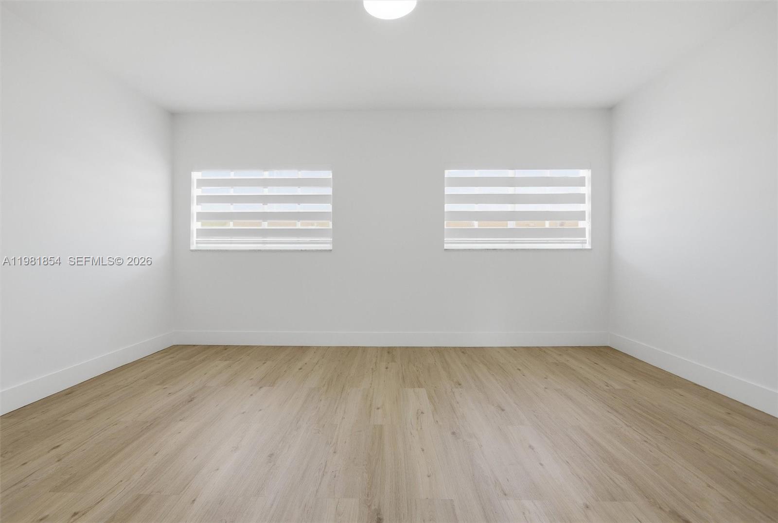 13911 SW 100th Ln Miami, FL 33186