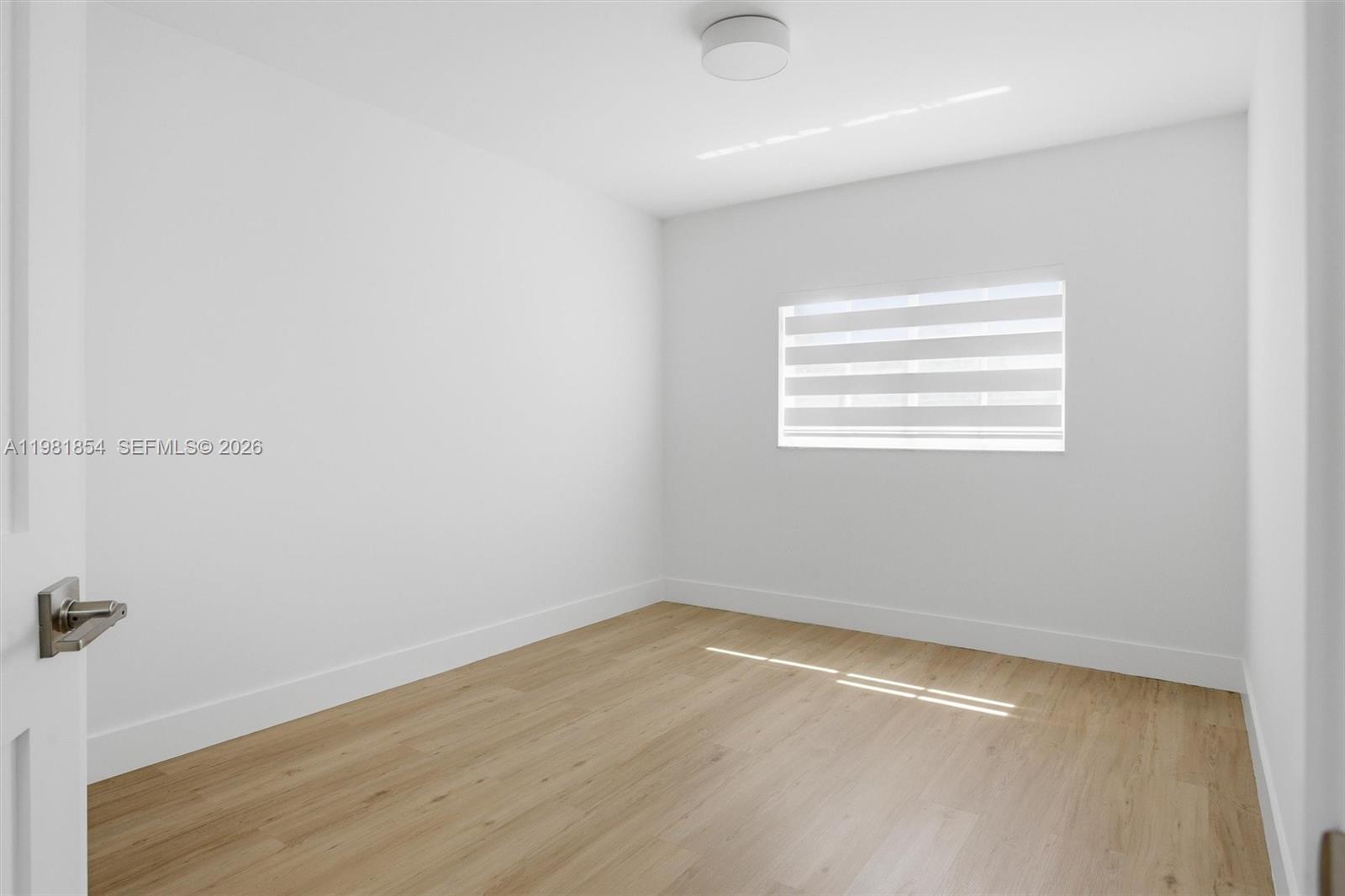 13911 SW 100th Ln Miami, FL 33186