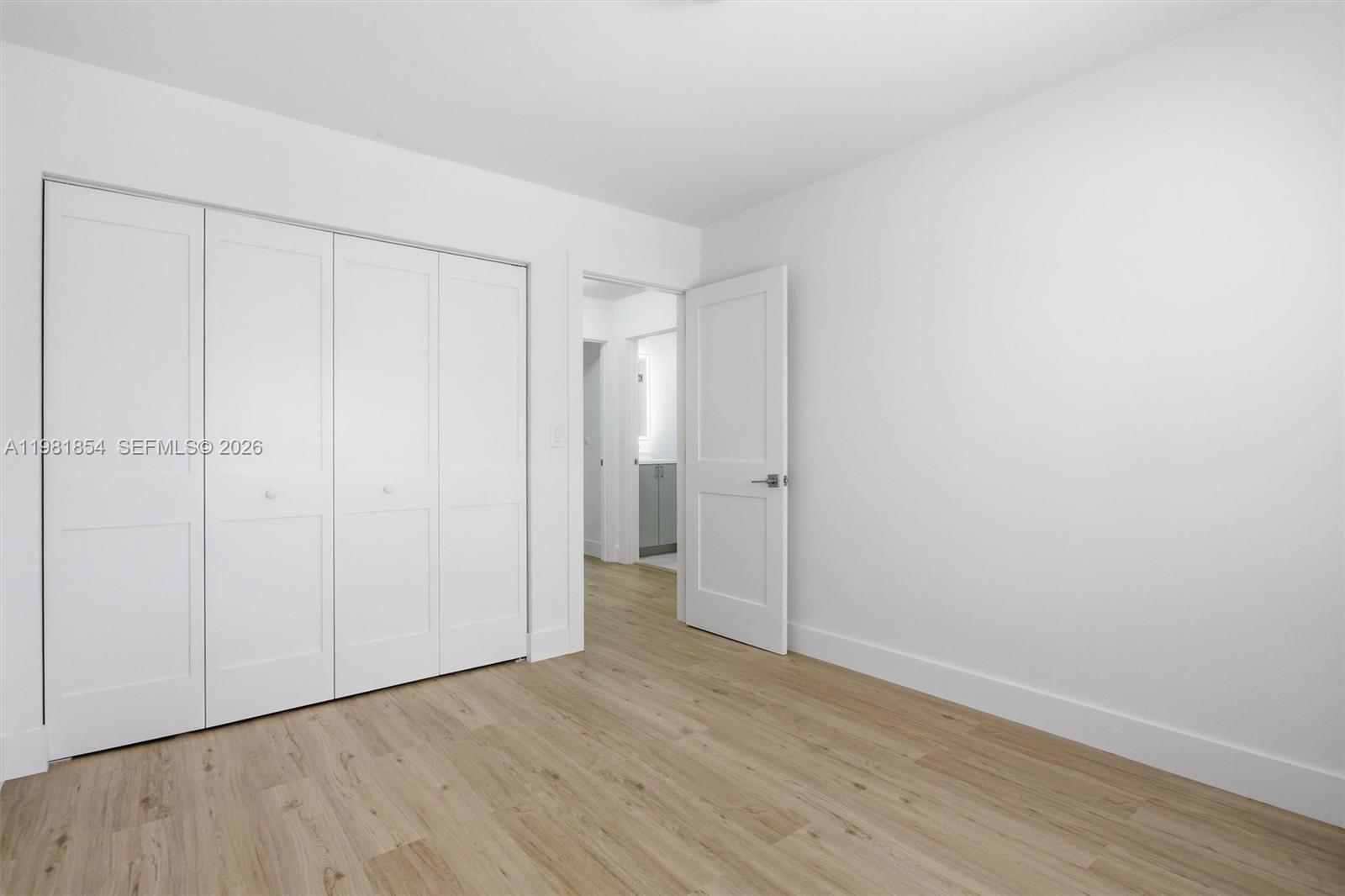 13911 SW 100th Ln Miami, FL 33186