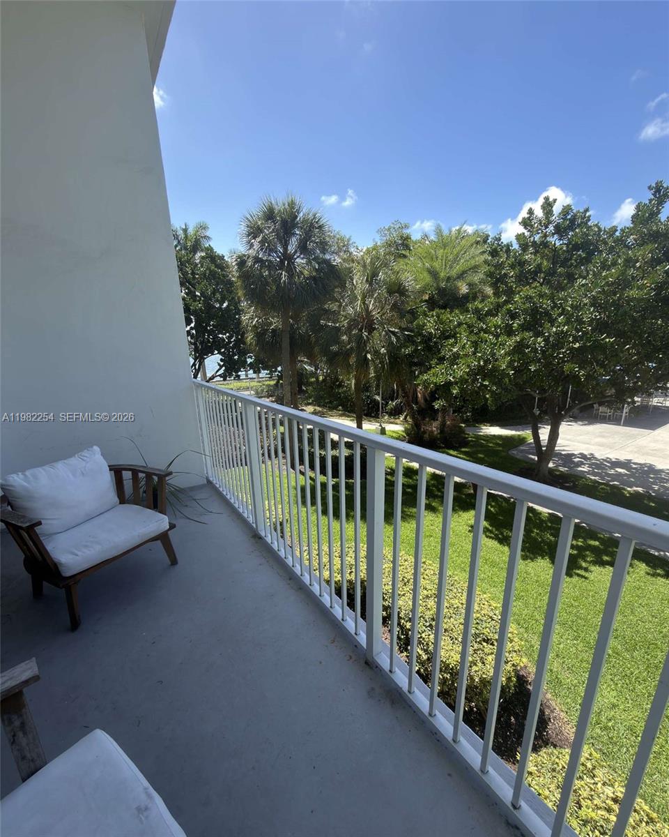 2851 NE 183rd St #212E Aventura, FL 33160