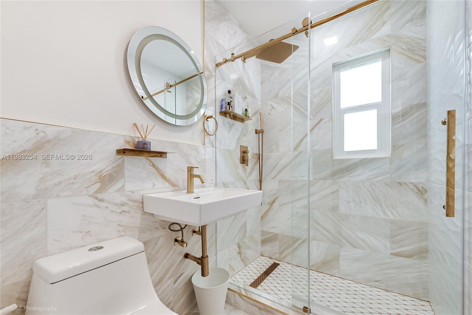 7235 SW 39th St Miami, FL 33155