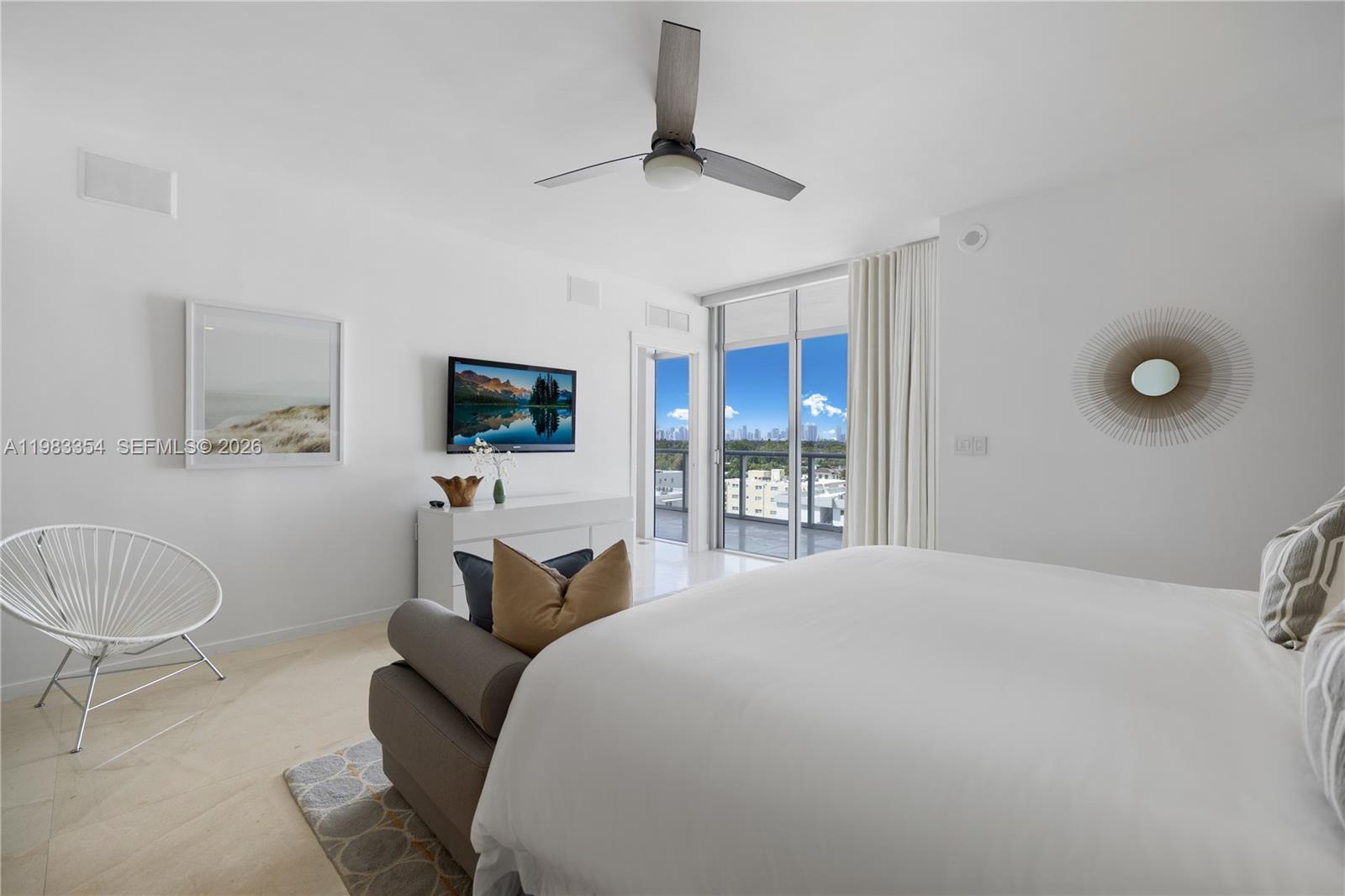 3737 Collins Ave #S-803 Miami Beach, FL 33140