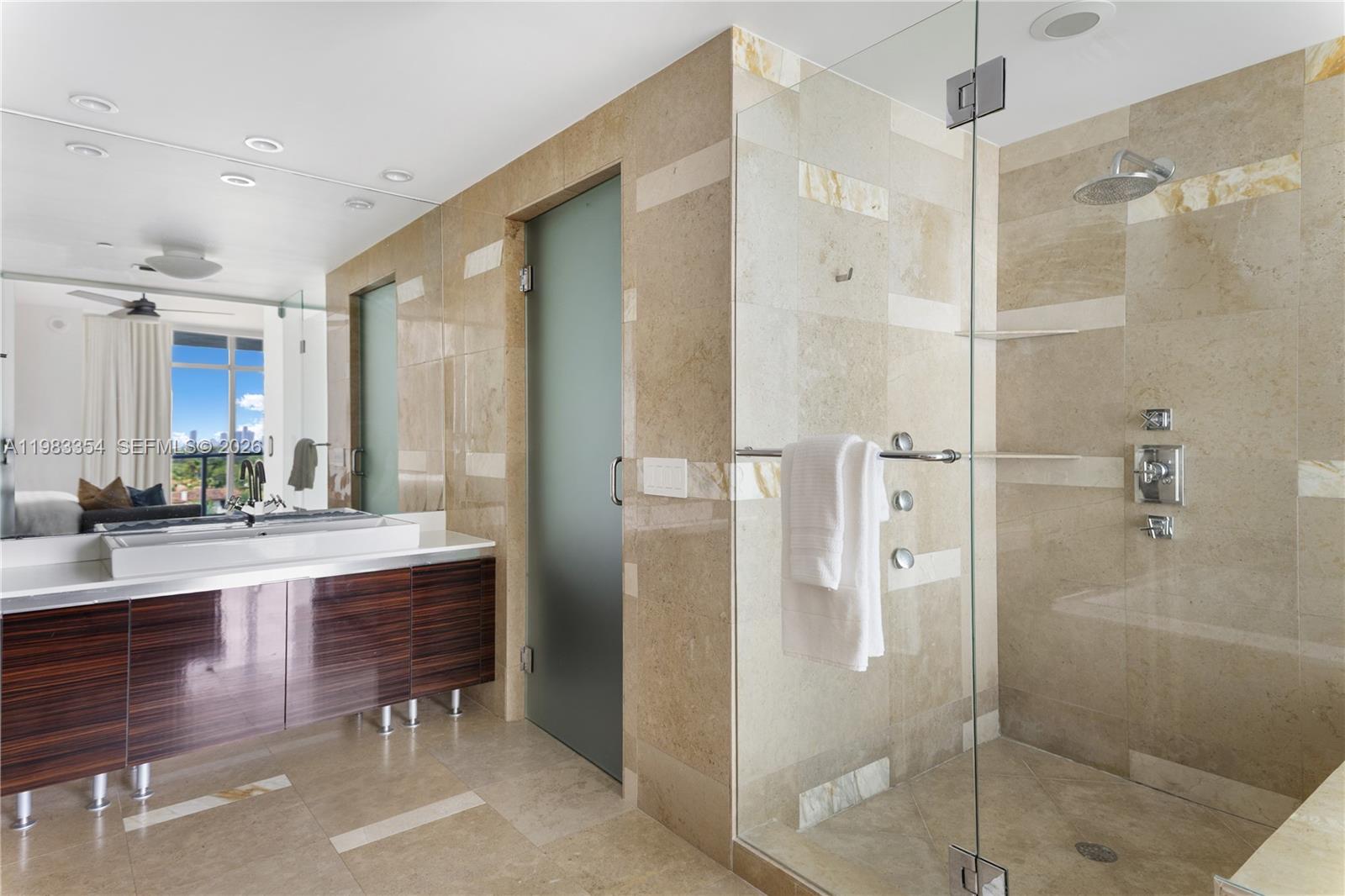 3737 Collins Ave #S-803 Miami Beach, FL 33140